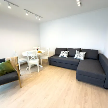 110 - Beachside Renovated 1br 5 Min From アパート *