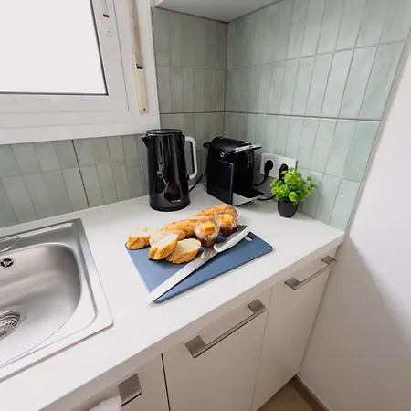 아파트 110 - Beachside Renovated 1br 5 Min From